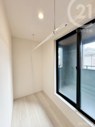  [ˁE2.7oRj[ɖʂĂAT[Ɂ