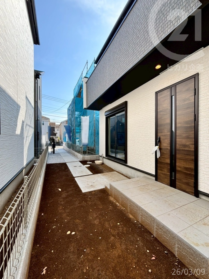  �����փA�v���[�`�����]�Ԓu�����K�[�f�j���O�X�y�[�X�Ƃ��Ă����p�ł���X�y�[�X�L�B