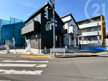  ���O�ʓ��H�F����������7.5���E�쑤7.6���B�傫���J���Ă��āA�̌��ʕ��ǍD�ł��B