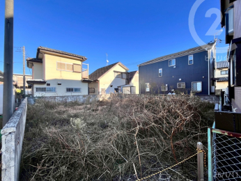 ���n�y�n�ʐ^ �@�쐼���H�ɖʂ����v���C�o�V�[���̍������ƕ~�n