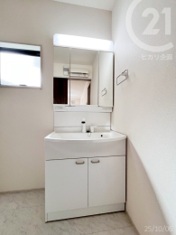  OʋVv[hbT[WBB鋾ʃLrlbgŁAqlɂłXbLƂʉێI