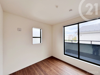  2Km5^̃oRj[ɖʂB݁ASn悭}ꂻłB