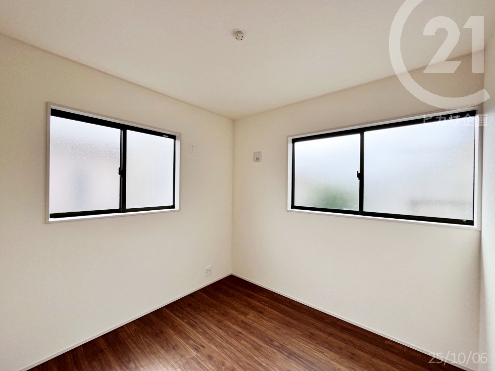  2Km4.5^Êɕɑ̂邨B