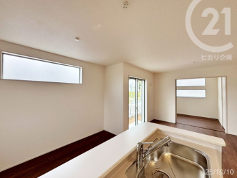  Lb`烊rO1Km̒nāAƒɂƑƂ̃R~jP[VƂ₷łB