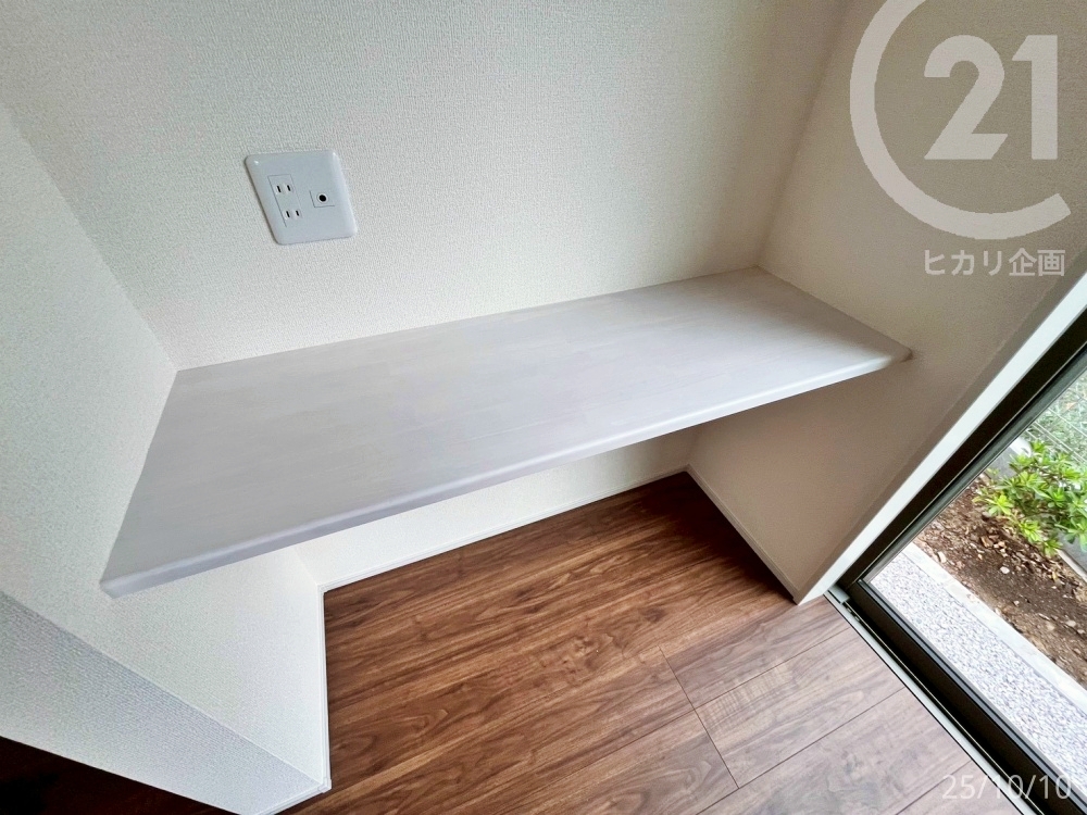  ƃJE^[ȊOɁAerAdbȂǂɂgłˁB