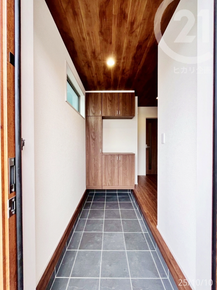  փz[@xr[J[J܂ܒɓ₷AƂyԃXy[XLĂ܂B