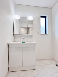  OʋVv[hbT[WBOʋ͎[ɂȂĂāACNȂǂ܂܂̂BĎ[邱Ƃ\łB