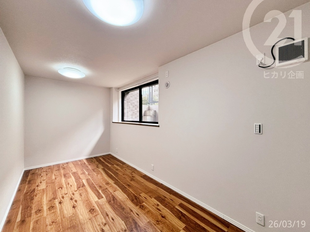  ���T�[�r�X���[���F9����