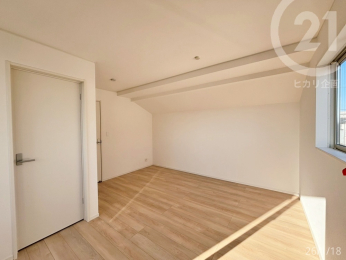  ��2�K�m���E9����