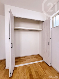  ���m��5.25������e�ʎ��[�ł��B