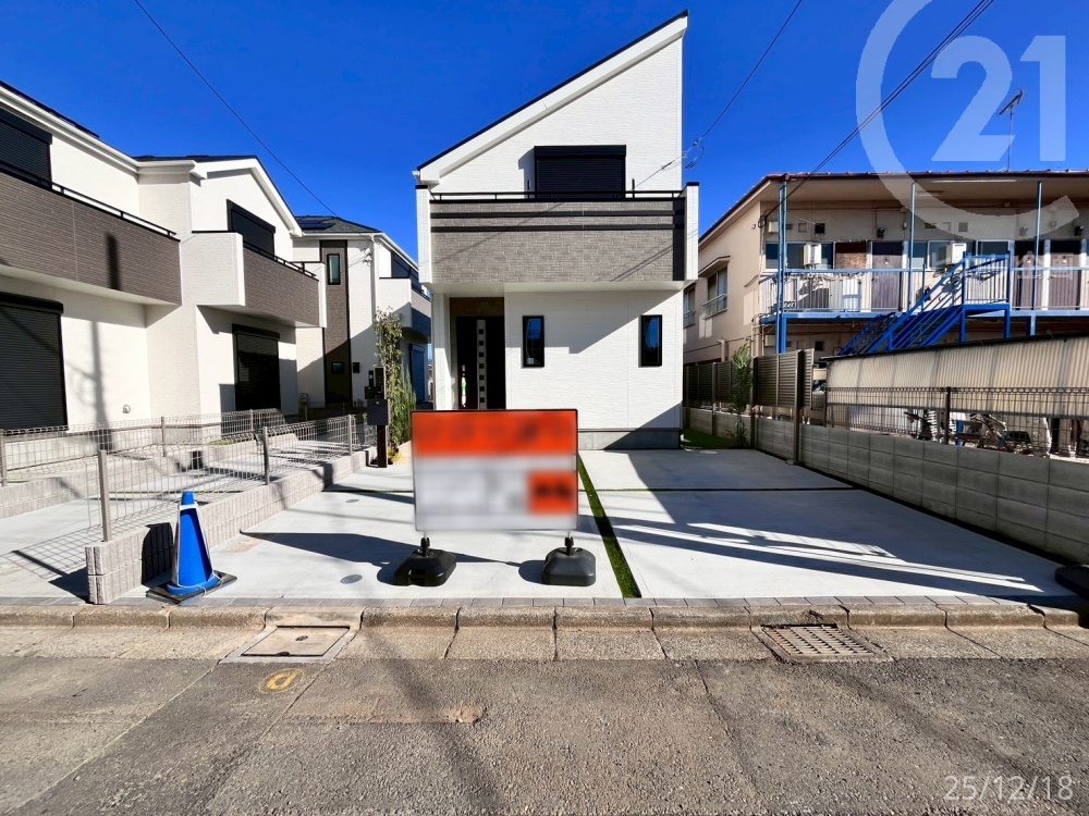 ���n�O�ώʐ^ �@��C������LDK20.25��+�J�[�X�y�[�X����2��i�Ԏ퐧������j�B��e�ʂ̃p���g���[�̂���4LDK��