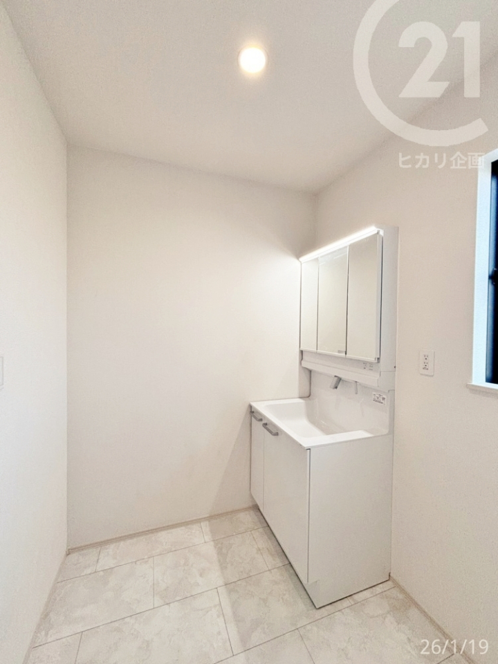  ���ʒE�ߎ�