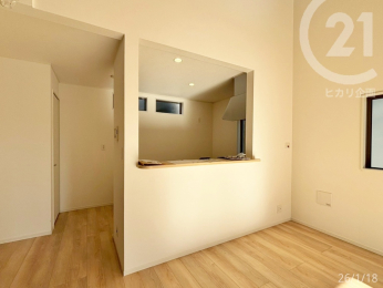  �L�b�`���͐l�C�̑Ζʎ�