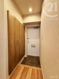  �����ց�