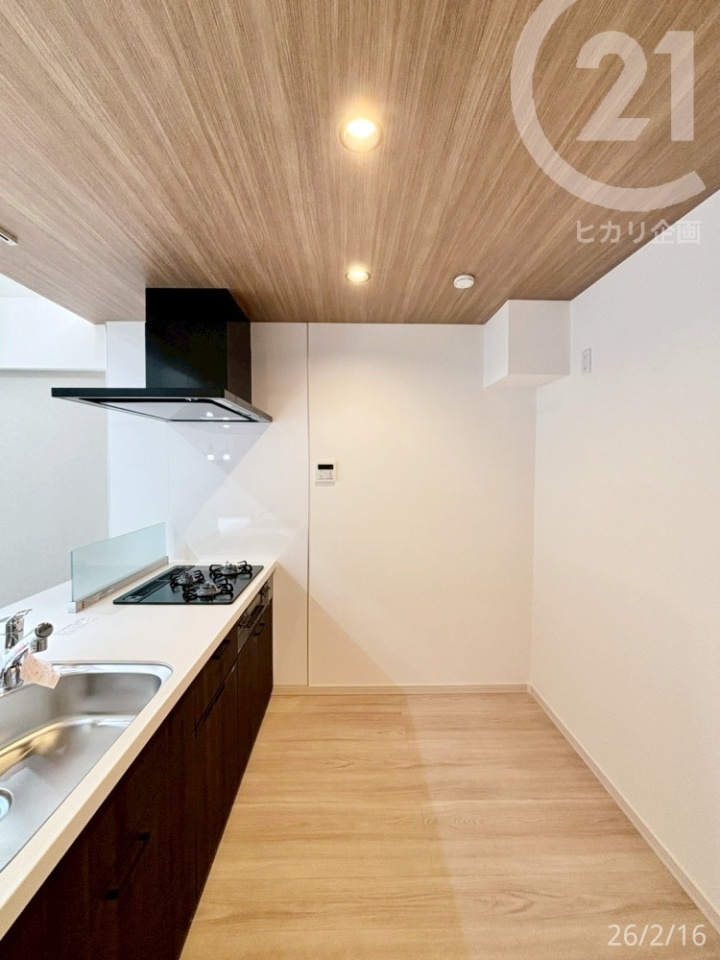  �w�ʂɂ͒I�Ȃǂ�u����X�y�[�X����������Ɗm�ۂ���Ă��܂��B