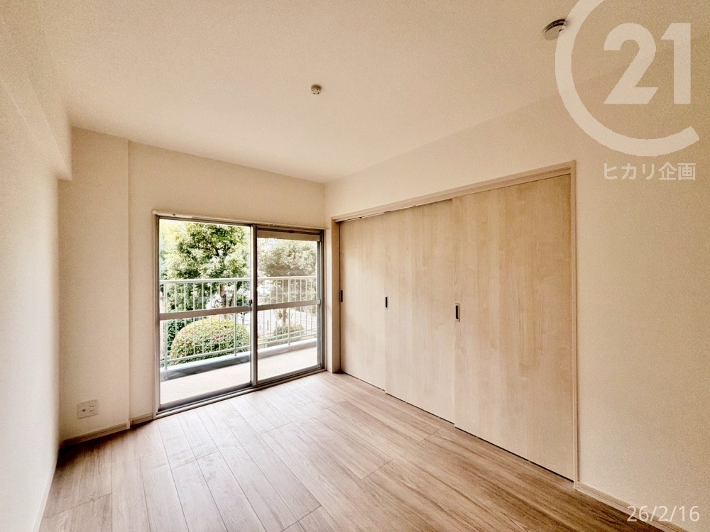  ���r���O�אڂ̓쑤�m���̔������Ƃ���Ȋ����B�B�e���͏����܂��Ă��܂������A����ł����邢���͋C������܂��ˁB