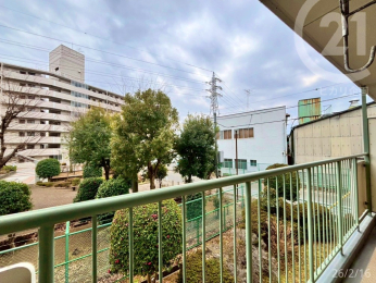  �o���R�j�[����̒��]