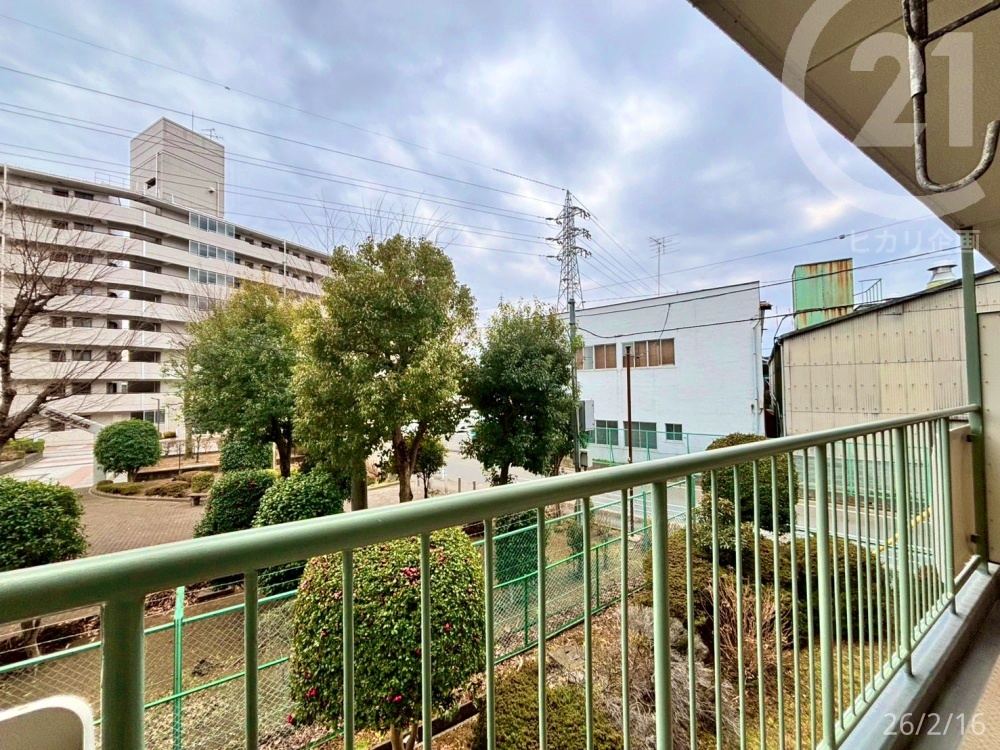  �o���R�j�[����̒��]