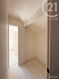  2�K�z�[���ɂ͎��[�X�y�[�X����