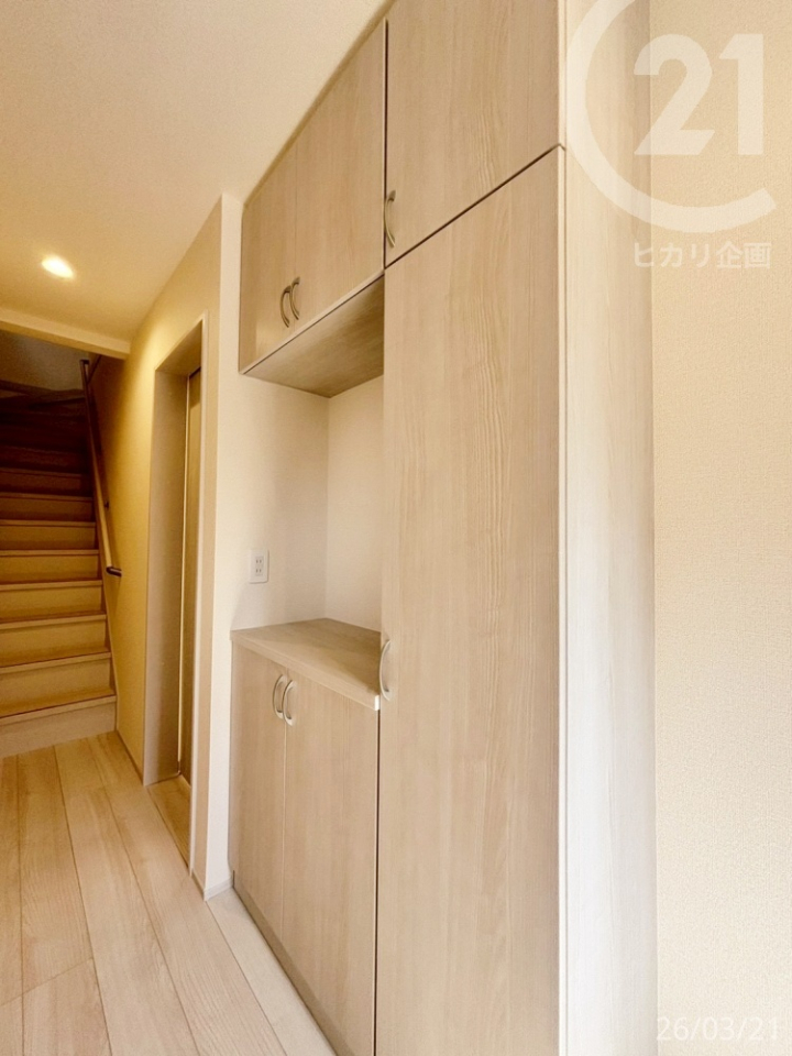  �V���[�Y�{�b�N�X����