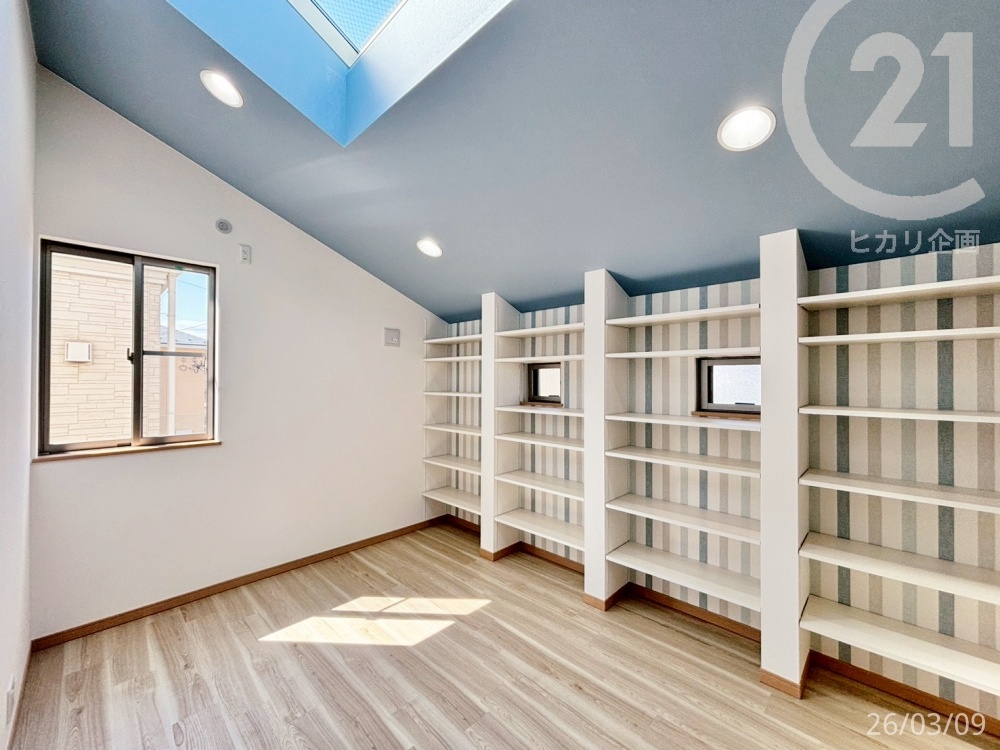  ���k���m����