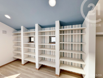  ���k���m�������[�Ƃ��Ă͂������A�R���N�V�����R�[�i�[�ɂ��Ă���