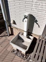  ����ɂ͊O��������