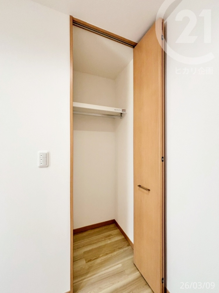  1�K�z�[���ɂ͎��[�X�y�[�X����