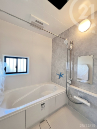  1�؃T�C�Y�̃��j�b�g�o�X�B���������@�t���ł��B