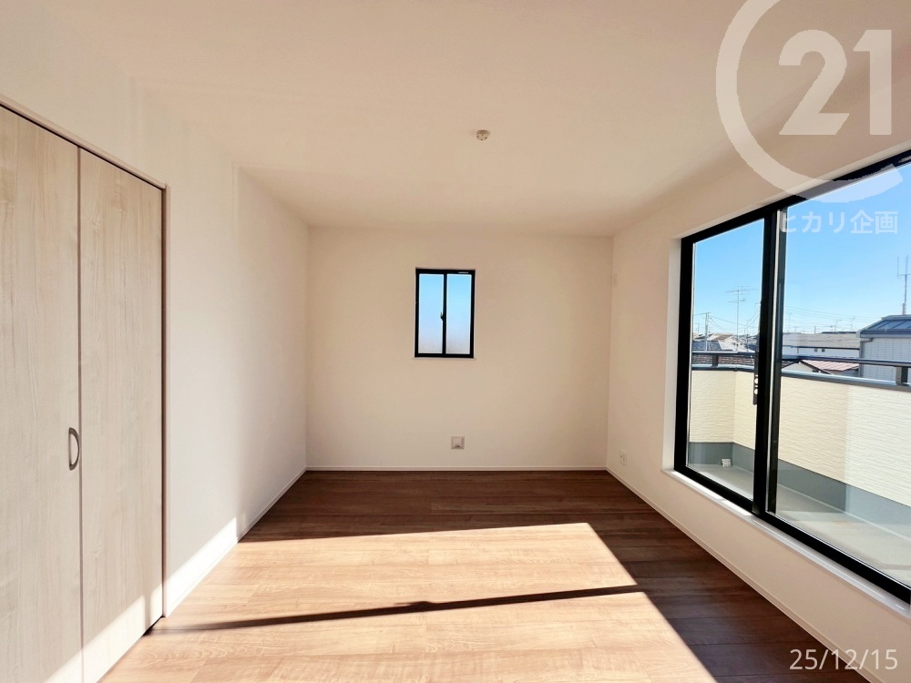  ��2�K�m���E7����