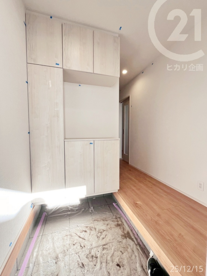  ���ւɂ̓g�[���T�C�Y�̃V���[�Y�{�b�N�X����