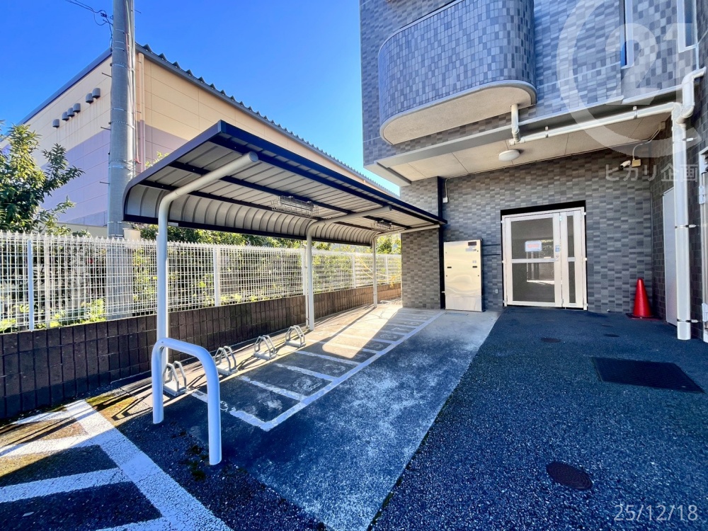  ���փX�y�[�X