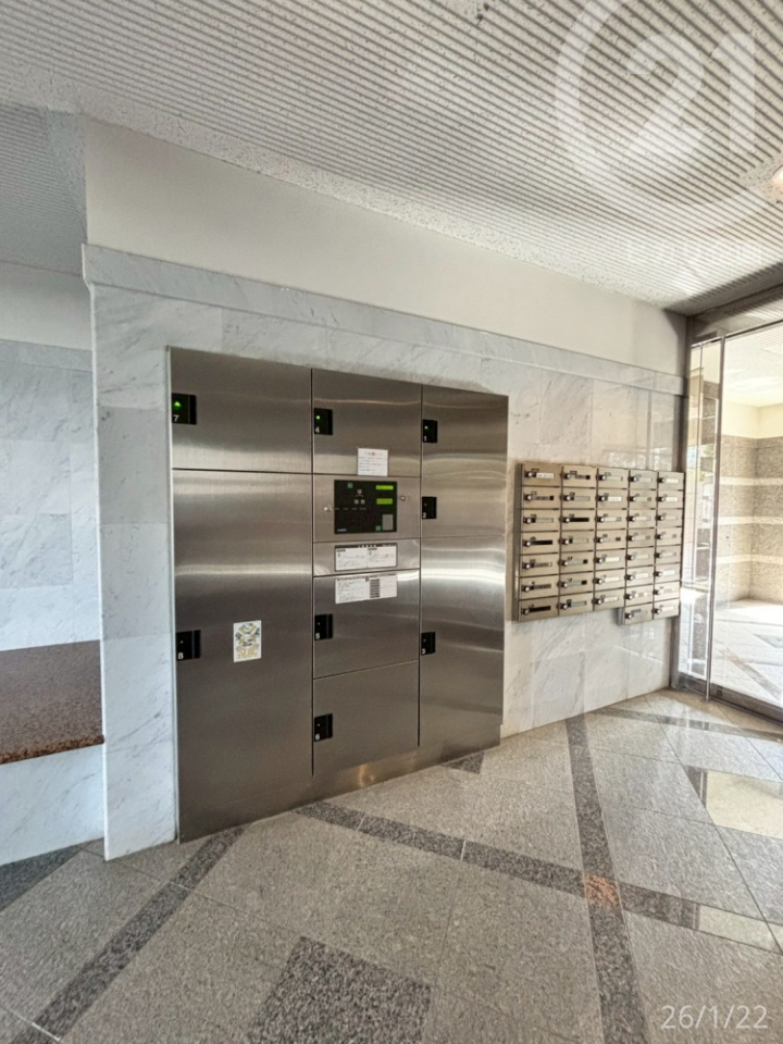  ��zBOX�E�W���|�X�g