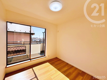  2�K�E�m��4.5���^��ʃo���R�j�[�ɖʂ��Ă��܂�