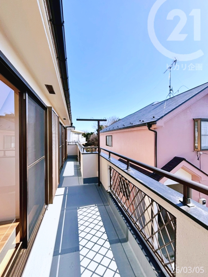  2�����ɑ�����ʃo���R�j�[