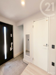  �����ց�