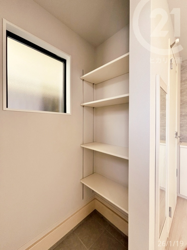  �����ց�SIC����