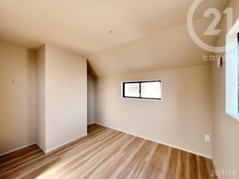  ��2F�F�m��5.2��+3.7����