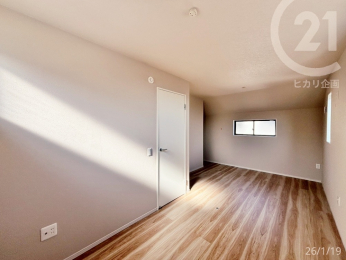  ��2F�F�m��5.2��+3.7����