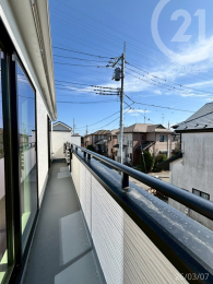  2���ɖʂ������C�h�X�p���o���R�j�[