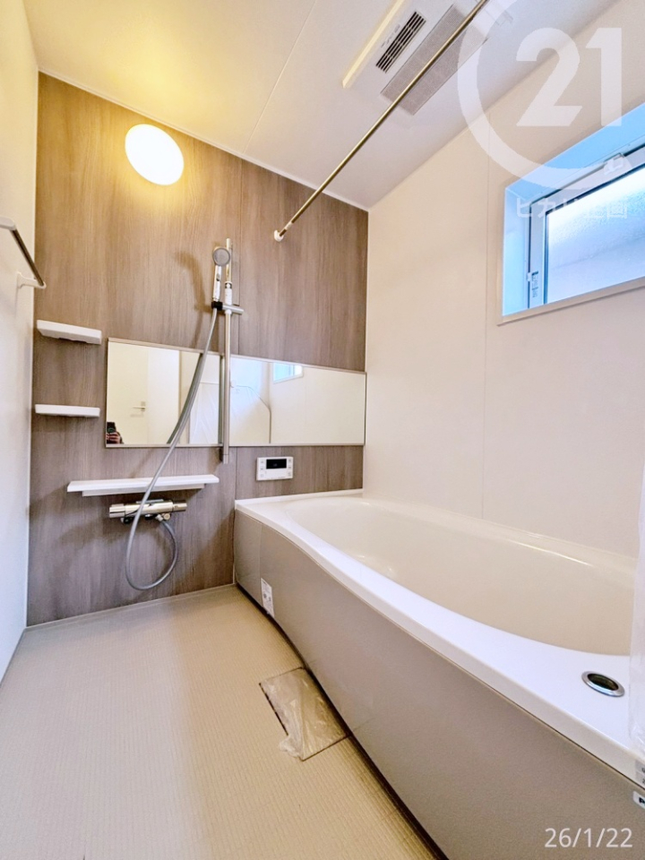  ���o�X���[�������������t���I�ؖڒ��Ŗ������o�X���[����