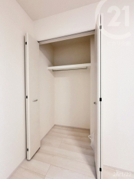  ��1F�F�쐼�m��6�����N���[�[�b�g������