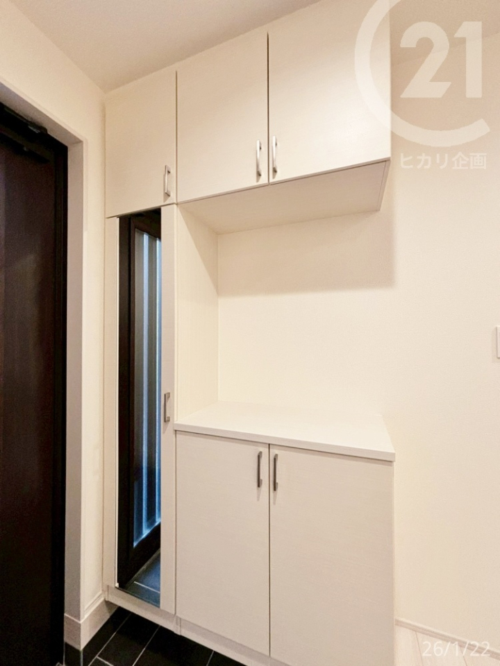  �����ց����[�E���t���B�C���e���A���u���܂���