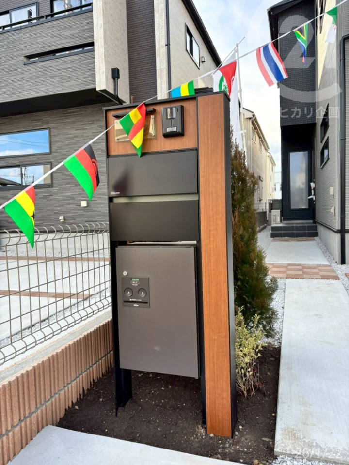  ���ԋC�ɂ����ו����󂯎��ĕ֗��ł���