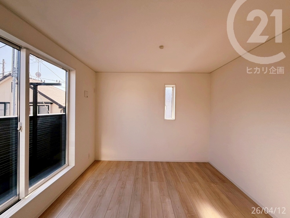  ���m���E6.5�����o���R�j�[�ɖʂ��Ă��܂��B