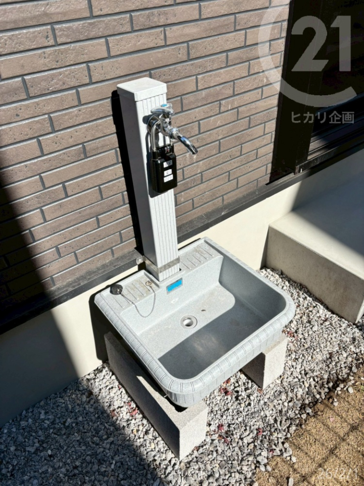  ���O�������ƒ�؉��␅�V�сA�Ԃ̐�ԂȂǂɊ��􂷂�O�����B