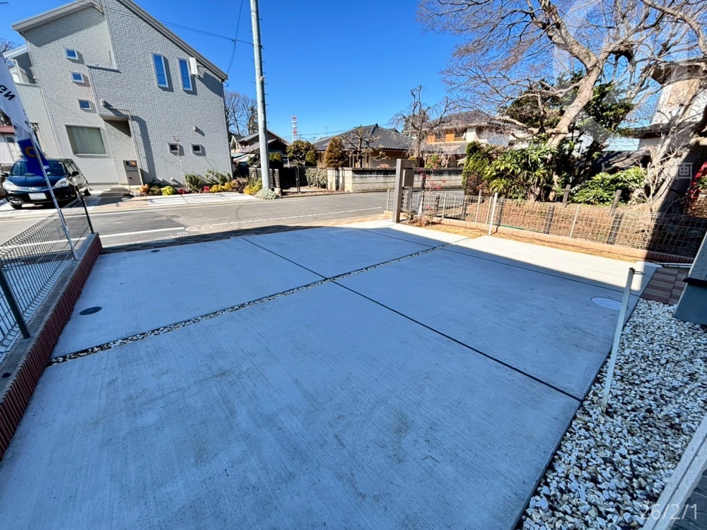  ���J�[�X�y�[�X�F2�䕪��