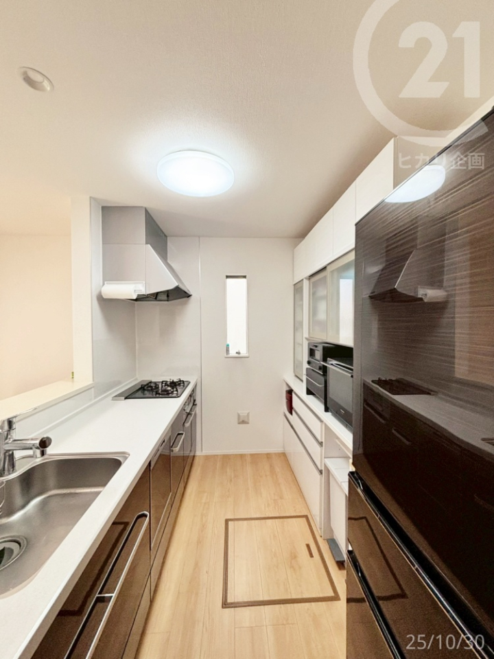  ①ɂJbv{[huĂƂ肪Ă鉜smہB