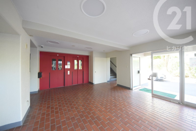  pGx[^[܂̂ŁA6K̏Z܂łs炭炭