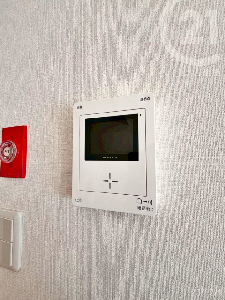  LDKɂ̓j^[tC^[zݒuς݂łB